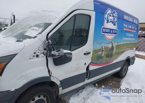 2018 Ford Transit-250 z USA, uszkodzony, nr VIN 1FTYR2CM3JKA16055